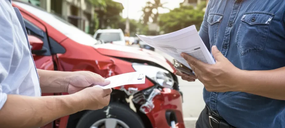 Negotiating a car accident settlement takes finesse