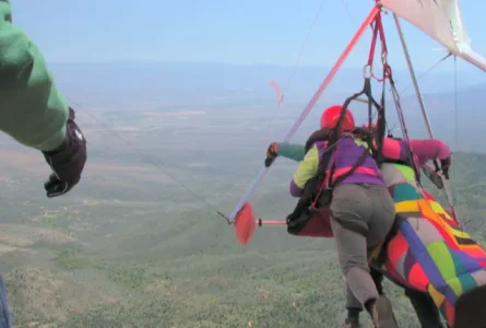 Hang glider pilot’s error leads to tourist’s injuries