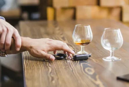 Holiday accident and drunk driving arrests
